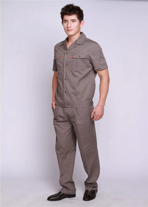 工(gōng)作(zuò)服定做